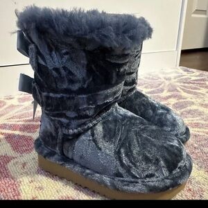 TODDLER KIDS UGG BAILEY VELVET OCEAN BLUE BOOTS Size 6